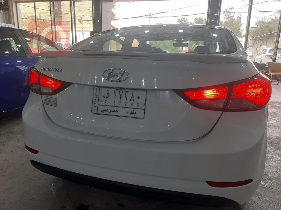 هیوندای ئەلەنترا